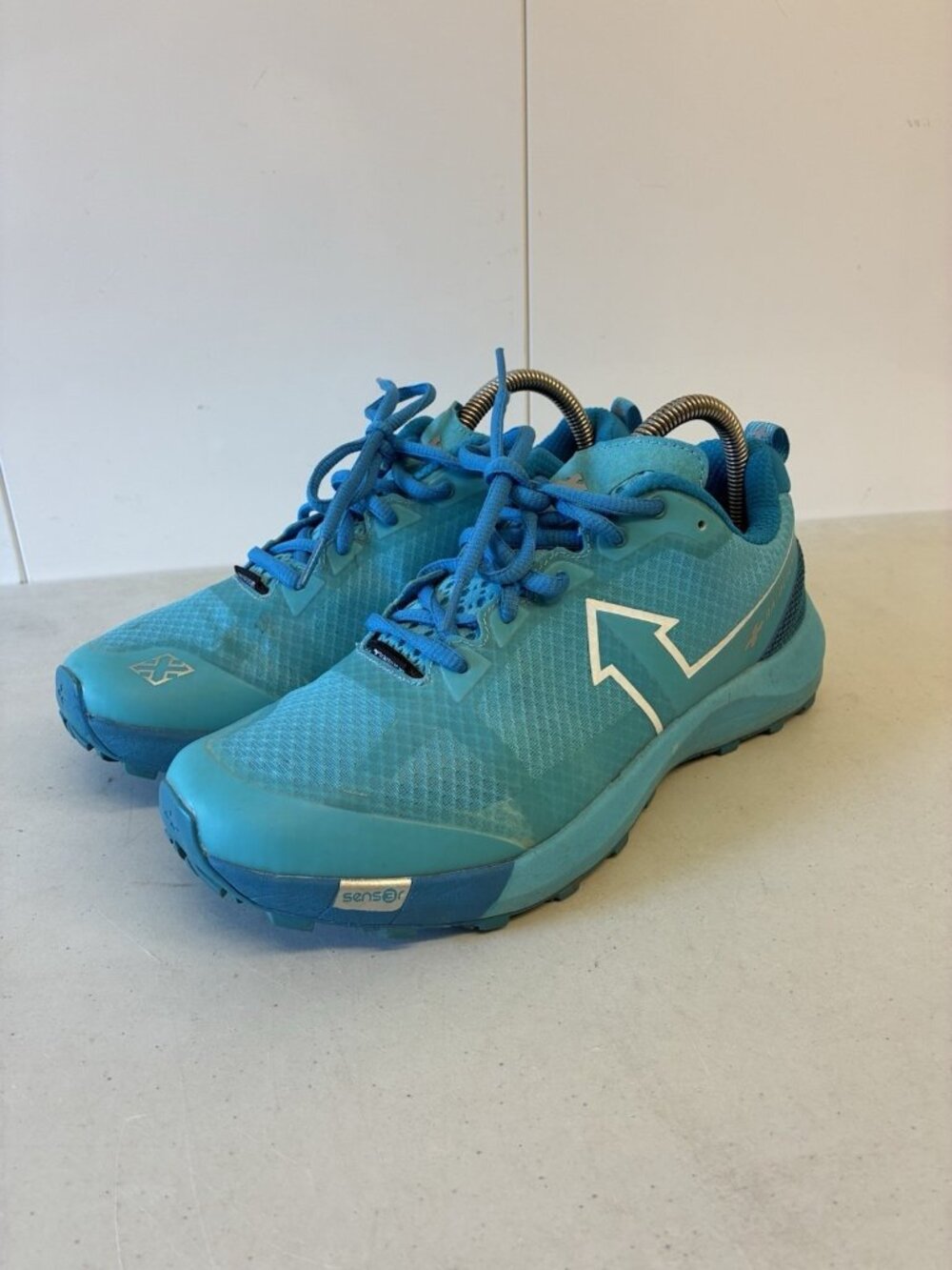 RaidLight Responsiv XP Trail Running Shoes Blue Women’s 9.5 Msrp 180$